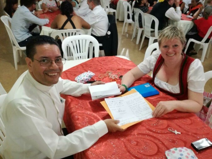 Spendenübergabe Ecuador