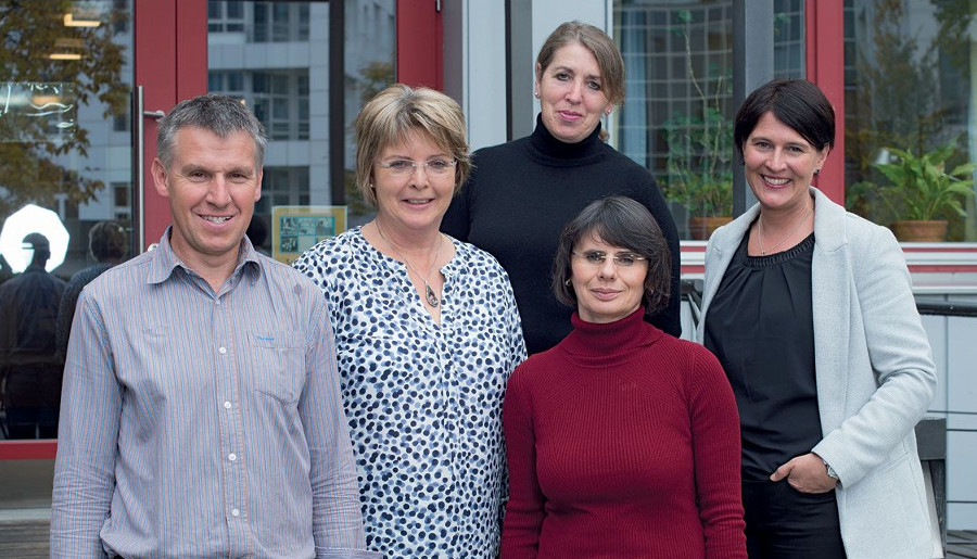 Das Hausteam des Bildungszentrums: vier Frauen, ein Mann.