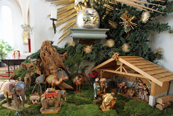 Weichnachtskrippe Lindach
