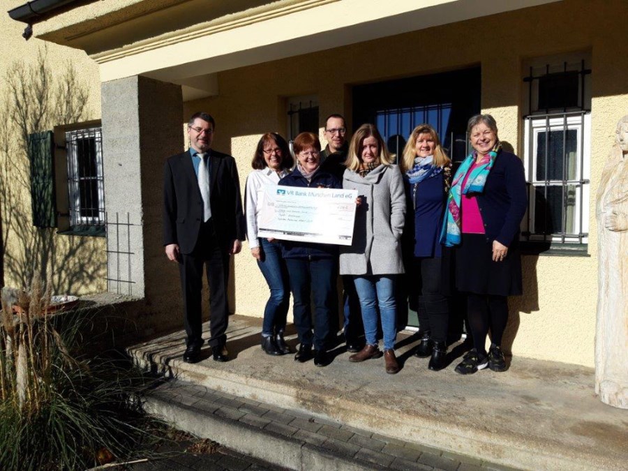 Spendenübergabe Aschheimer Advent