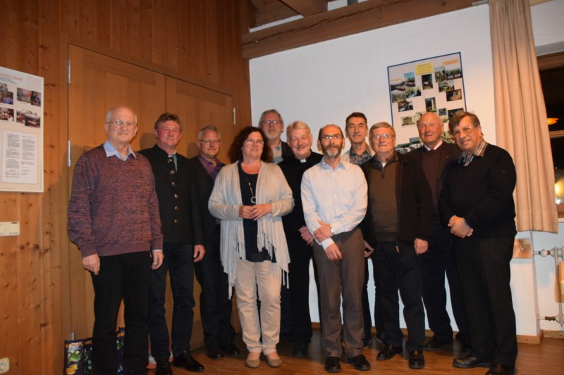 Gruppenfoto verabschiedeter KV-ler