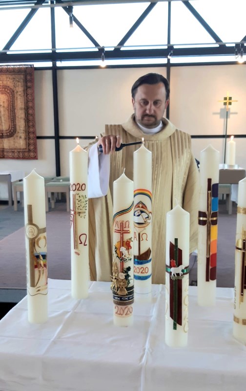 Entzünden der Kerzen