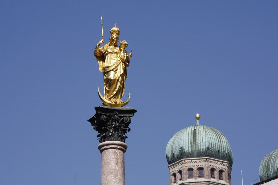 Muttergottesstatue auf der Mariensäule, München