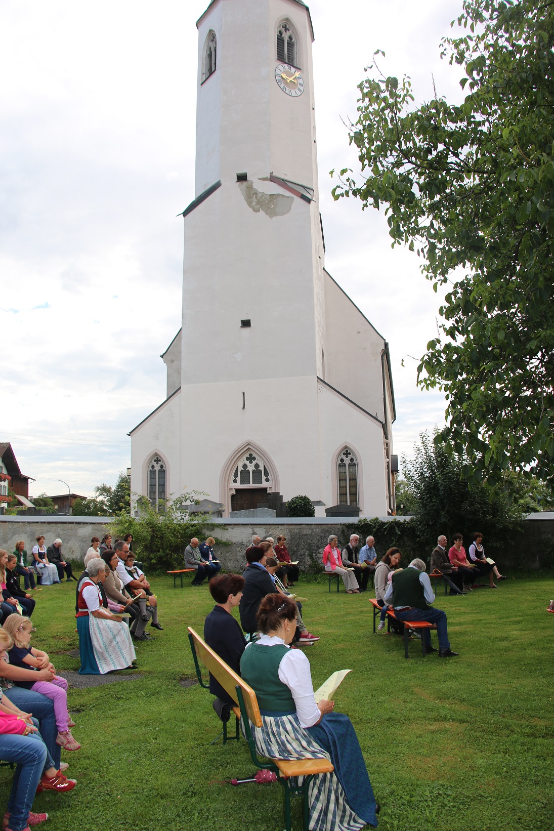 Familiengottesdienst im Freien