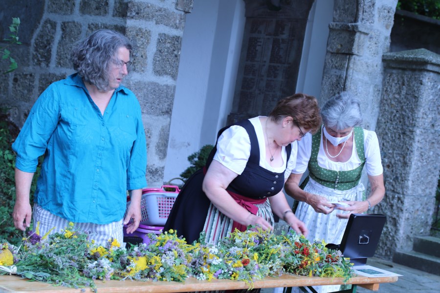 Kräuterbuschen 2020