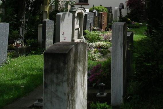 Friedhof an der Nikolauskirche