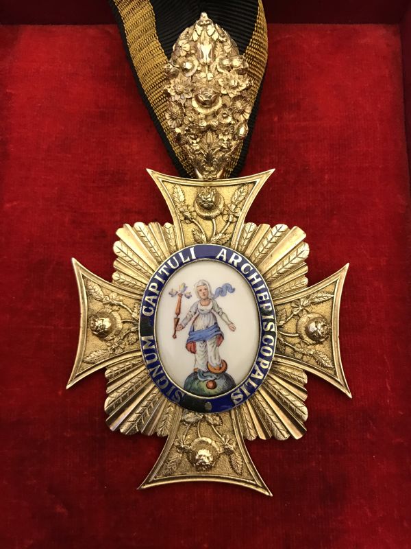 Kapitelzeichen des Domdekans, 1822; vergoldetes Silber, Email