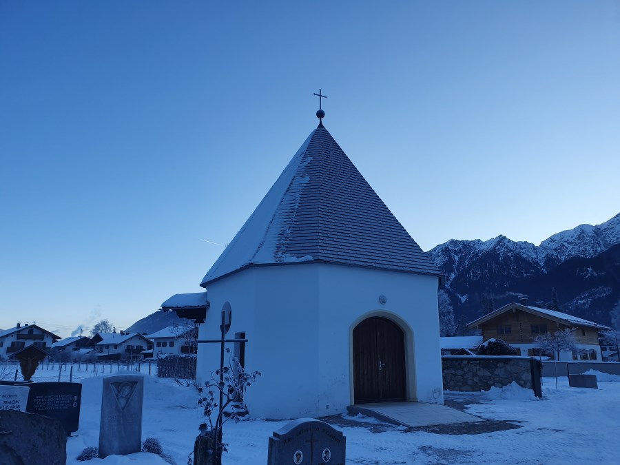 Aussegnungshalle Friedhof Wallgau
