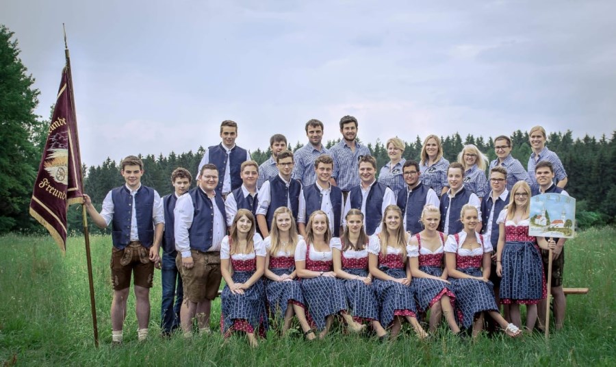 Katholische Landjugendbewegung Teising-Feichten Gruppenfoto