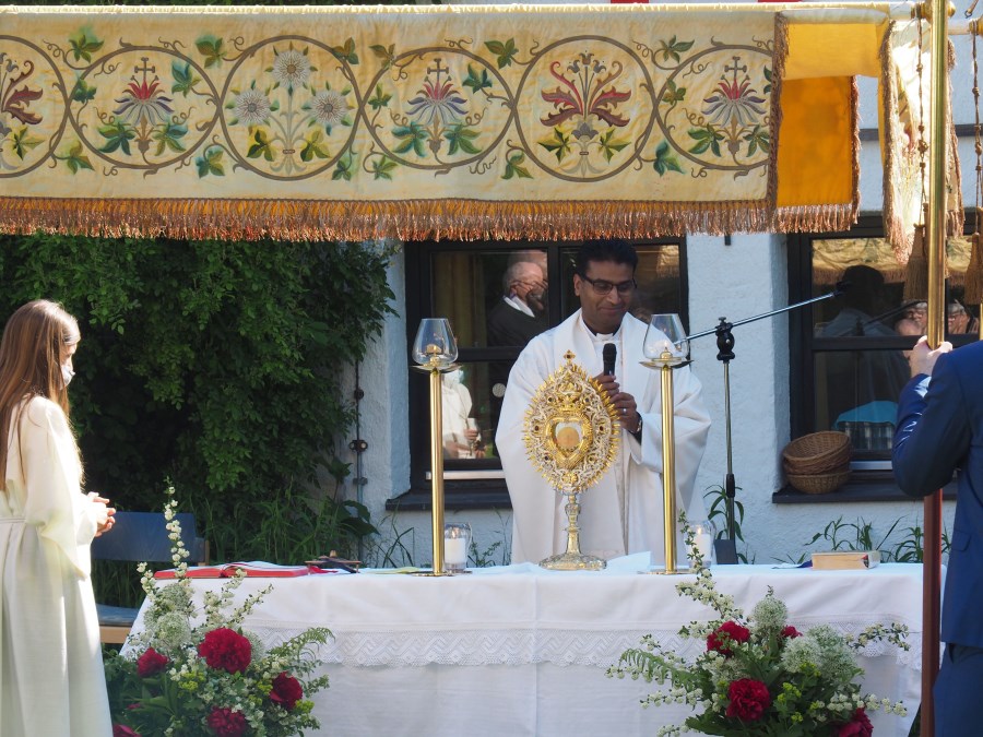 Fronleichnam_Bruckberg_2021_10