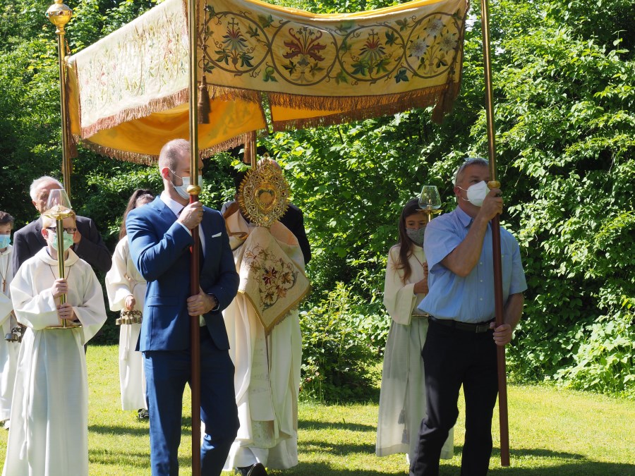 Fronleichnam_Bruckberg_2021_17