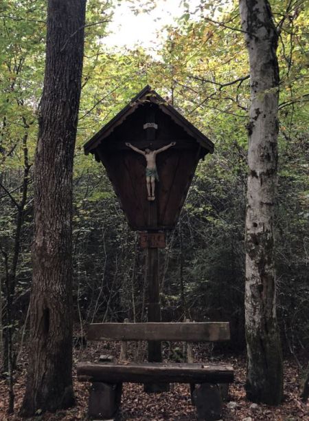 Kreuz im Wald Peißer Straße