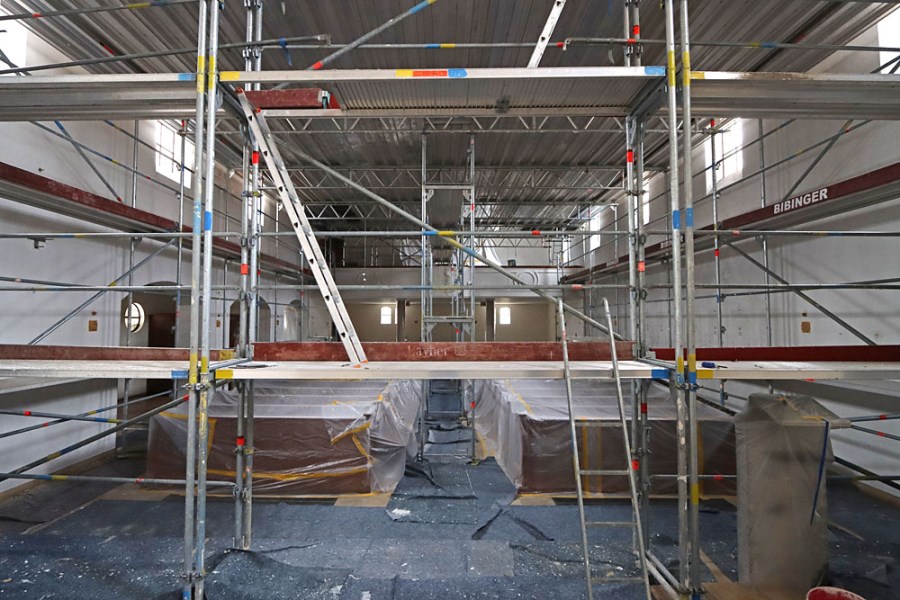 Renovierung im Inneren unserer Kirche St. Peter und Paul