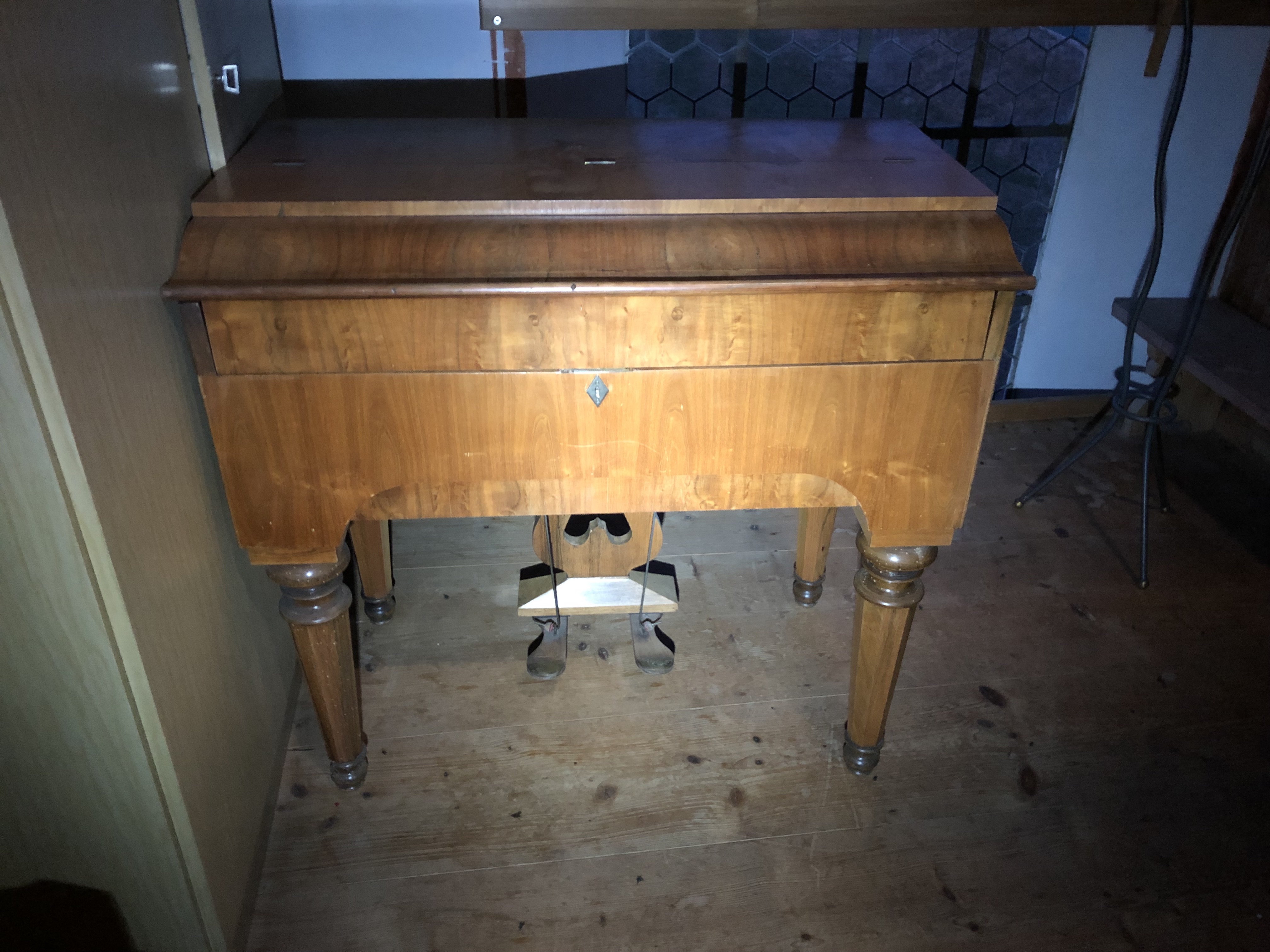 Harmonium Mariä Heimsuchung