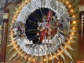 Hl Grab St. Leonhard mit Auferstehungschristus