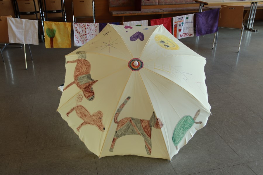 Regenschirm Sonnenschirm Gebetsfahne