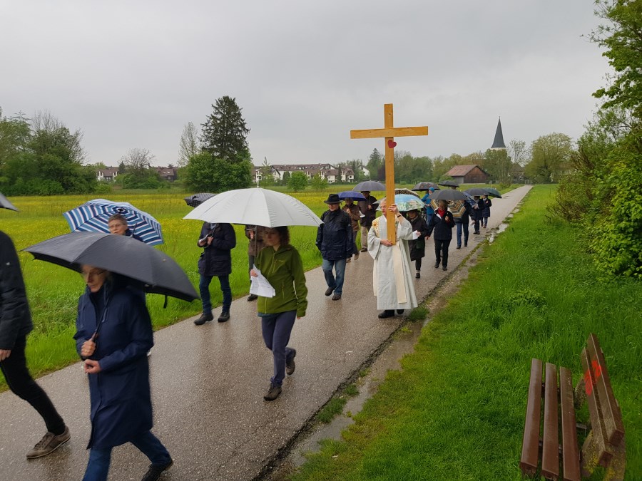 Sternwallfahrt und Bittgang nach Pötting