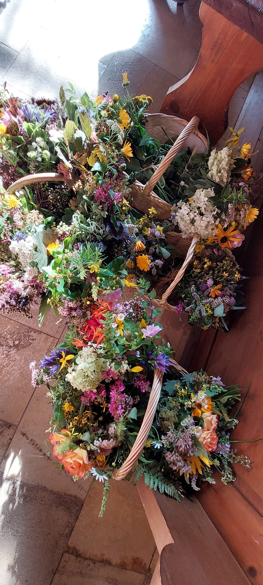 Kräuterbuschn und Familiengottesdienst