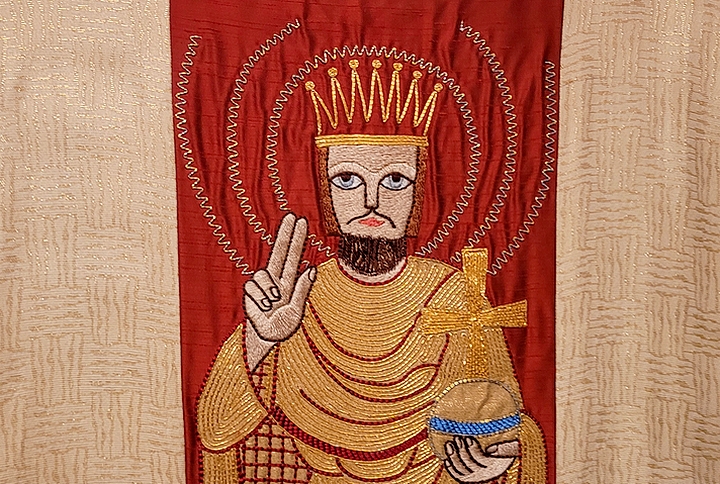 Christkönig-Priestergewand in Babensham