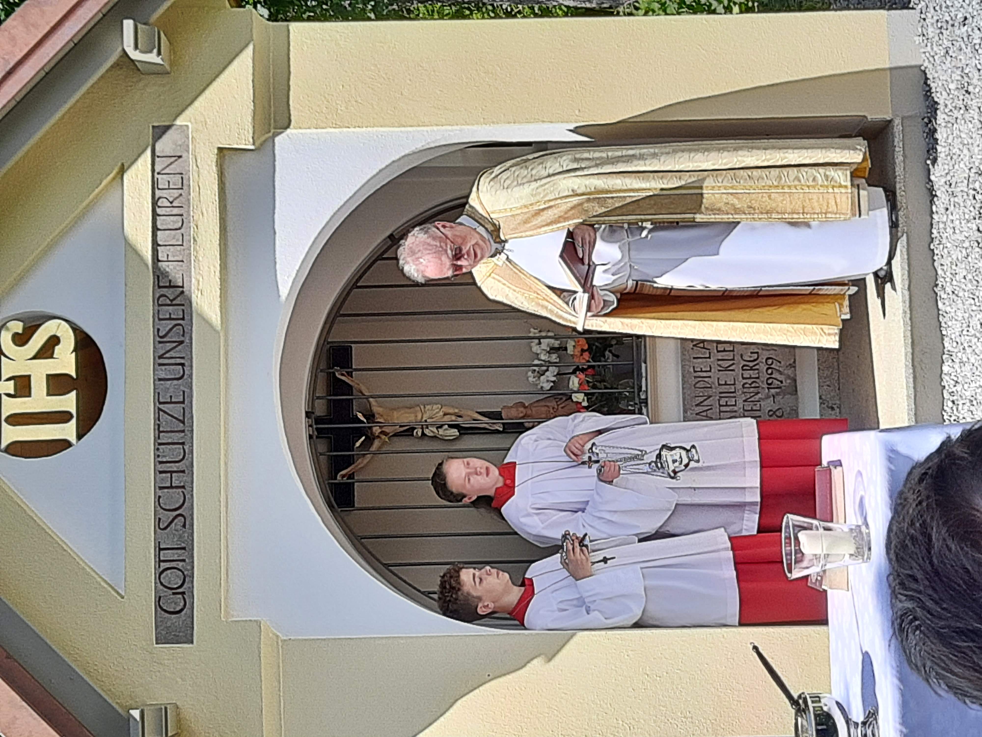 Segnung Kapelle durch Dir. Mayer