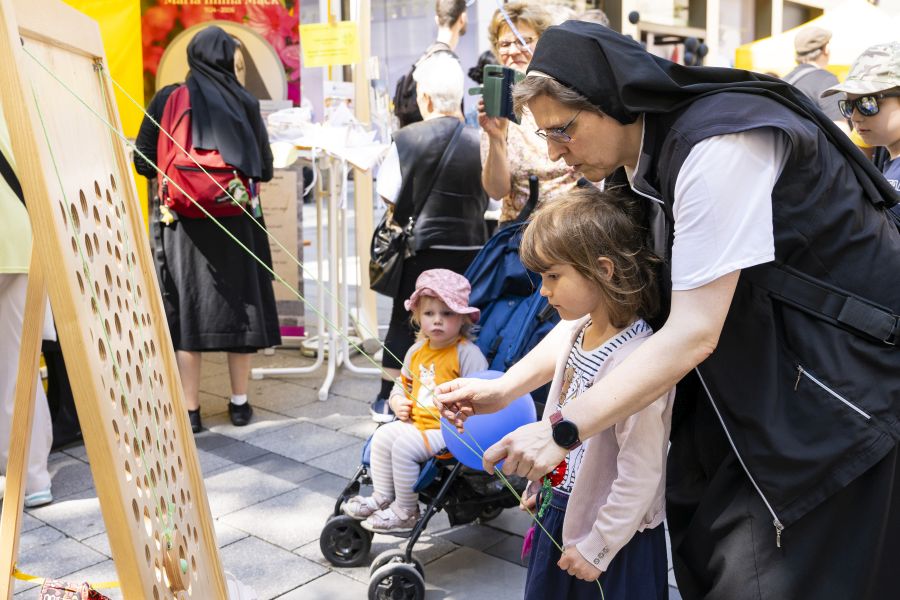 Geschicklichkeitsspiel auf dem Bennofest 2024
