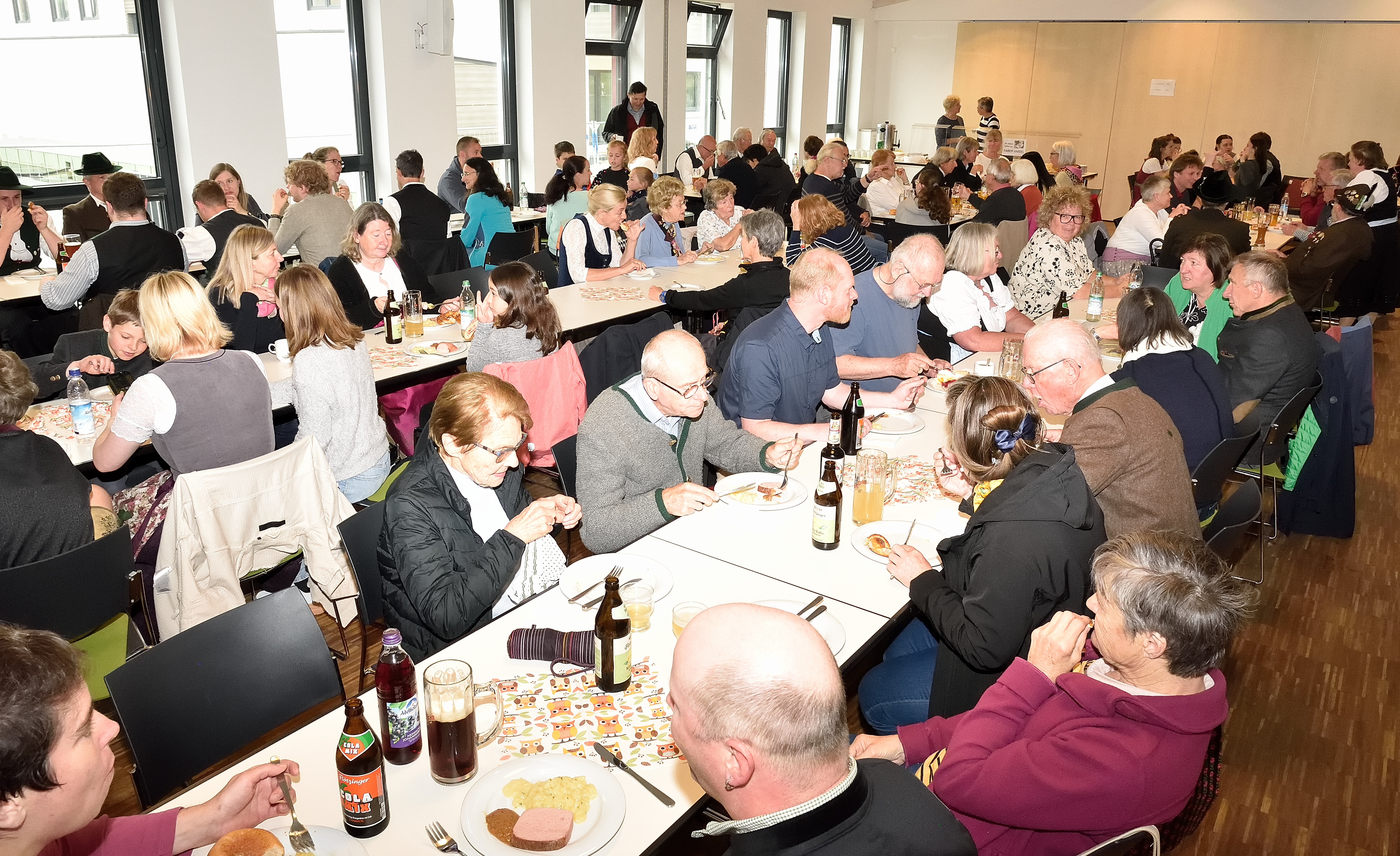 Mittagessen im Pfarrsaal
