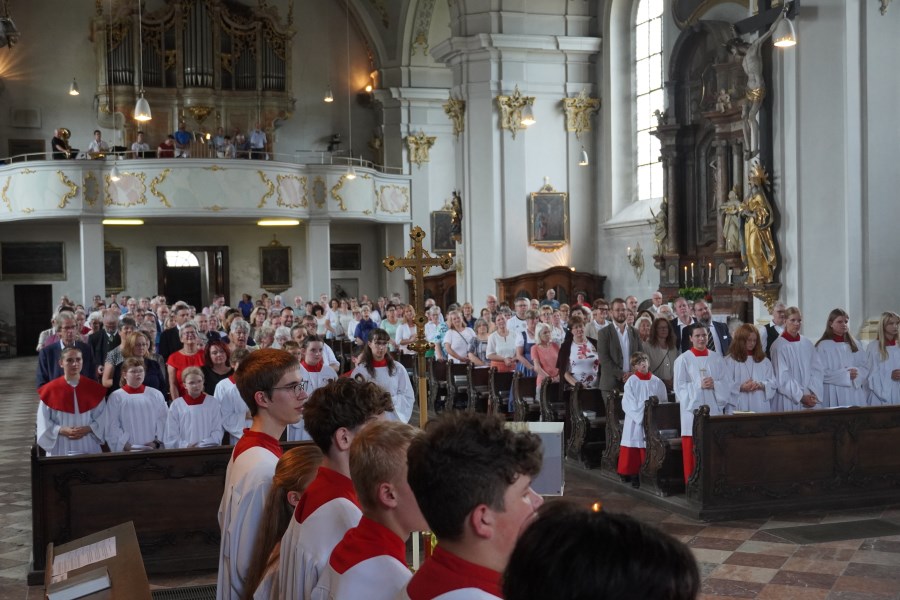 die Kirche war voll gefüllt