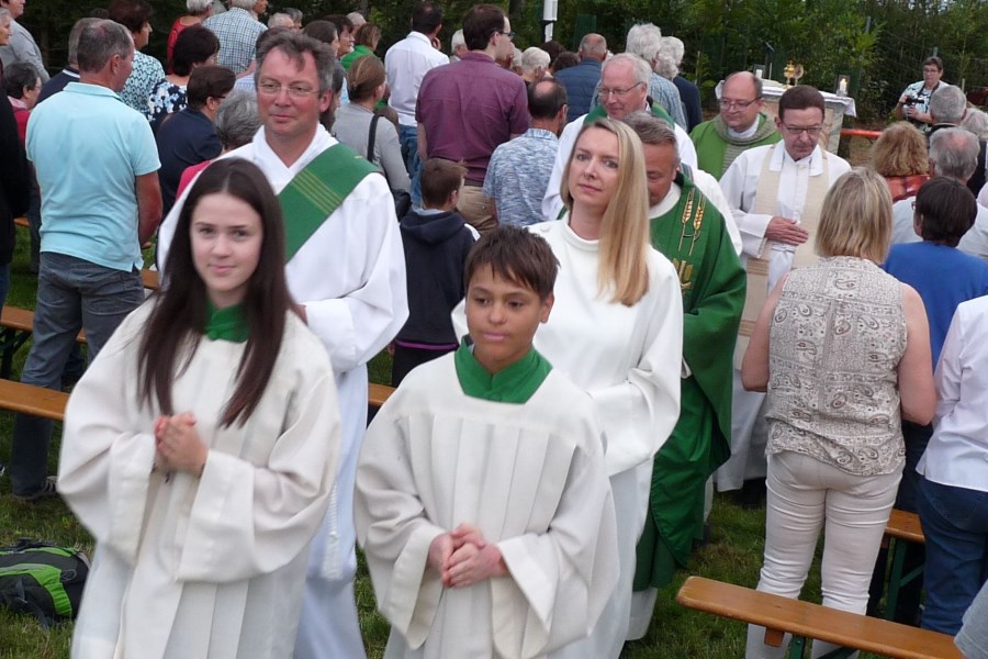 40 feierlicher Auszug