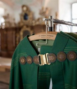 gottesdienstanzeiger-kutte-seite-257x300