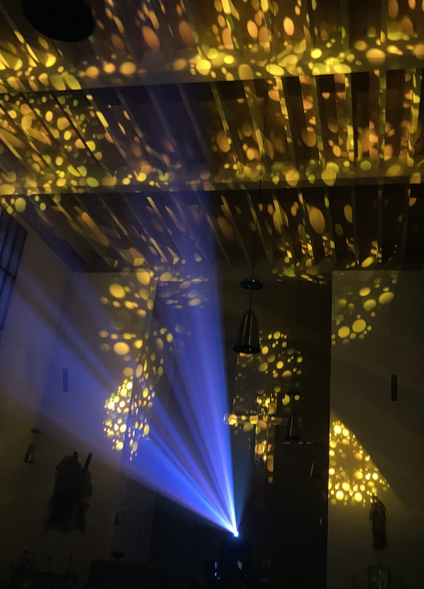 2024-10-19-LICHTINSTALLATION-ANDREASKIRCHE-71-800