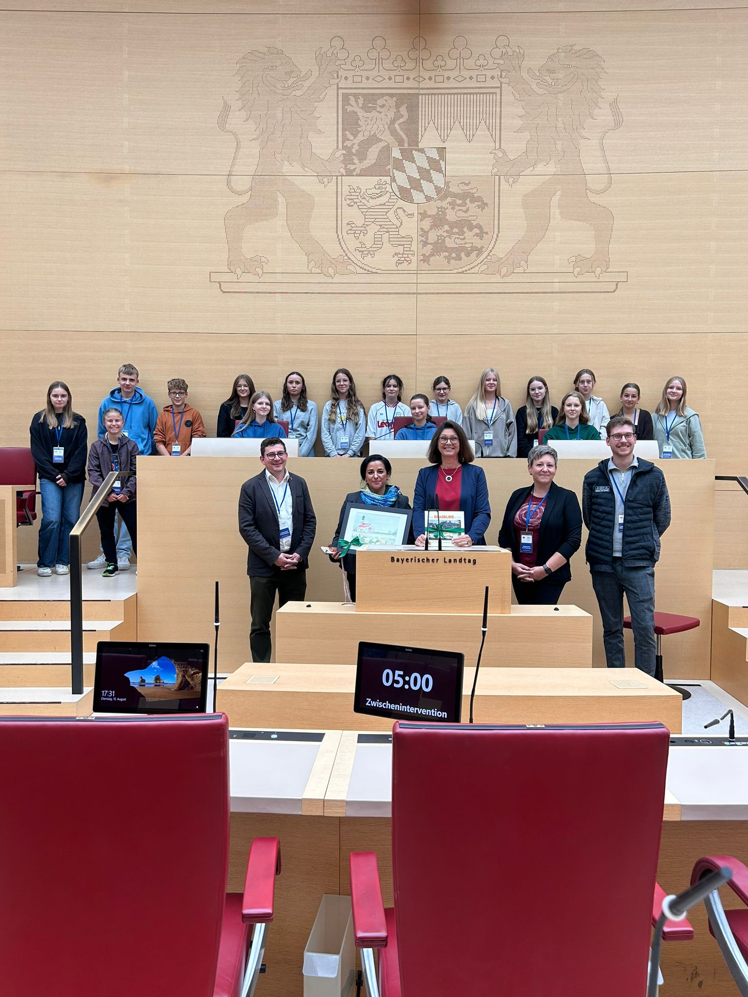 Ausflug der Firmlinge in den Landtag 2024