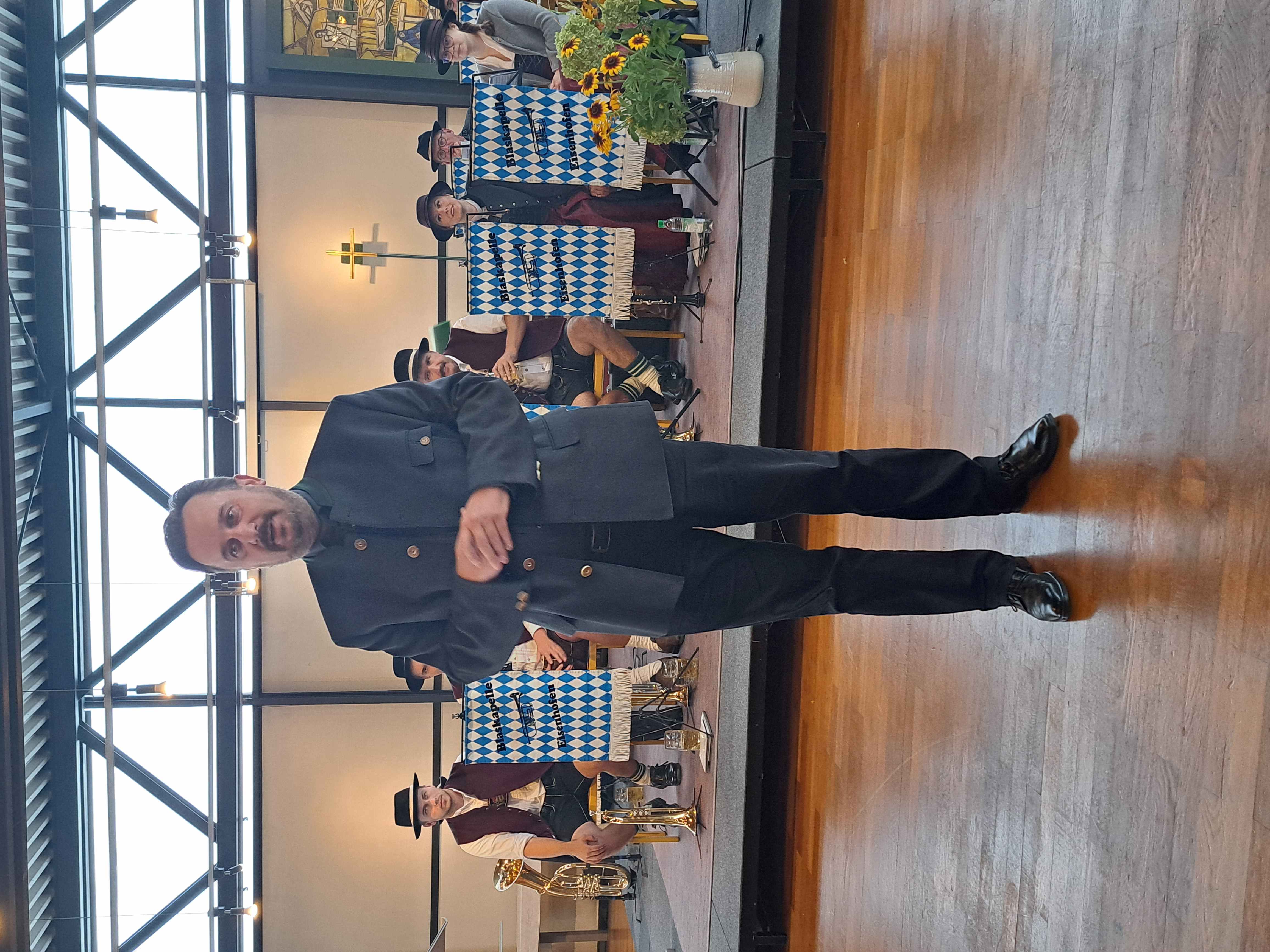 Begrüßung Pfr. Bula