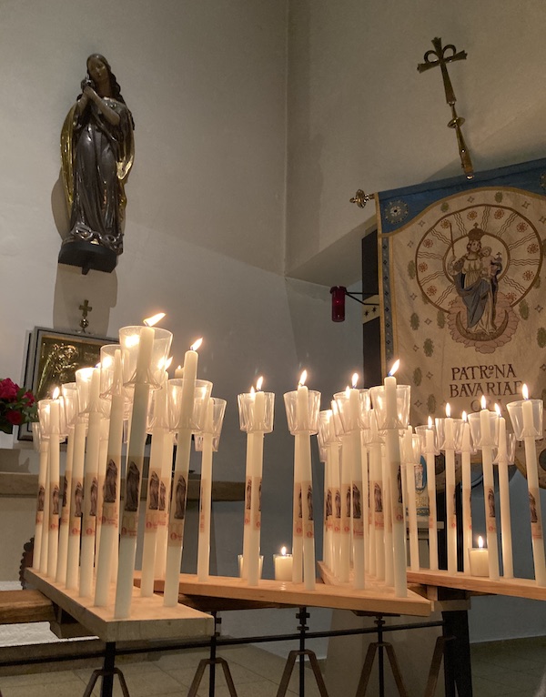 Gruendungstag-Marienverein-2024-10-30-600-Kerzen-M-022