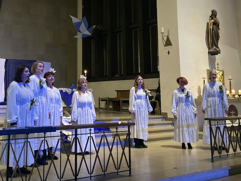 12-Mysteriensiel-Reihe-hell-2024-11-800-020