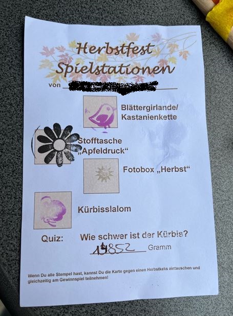 Für jede absolvierte Spiel-, Bastel- und Aktionsstation bekamen die Kinder einen Stempel auf der Stempelkarte.