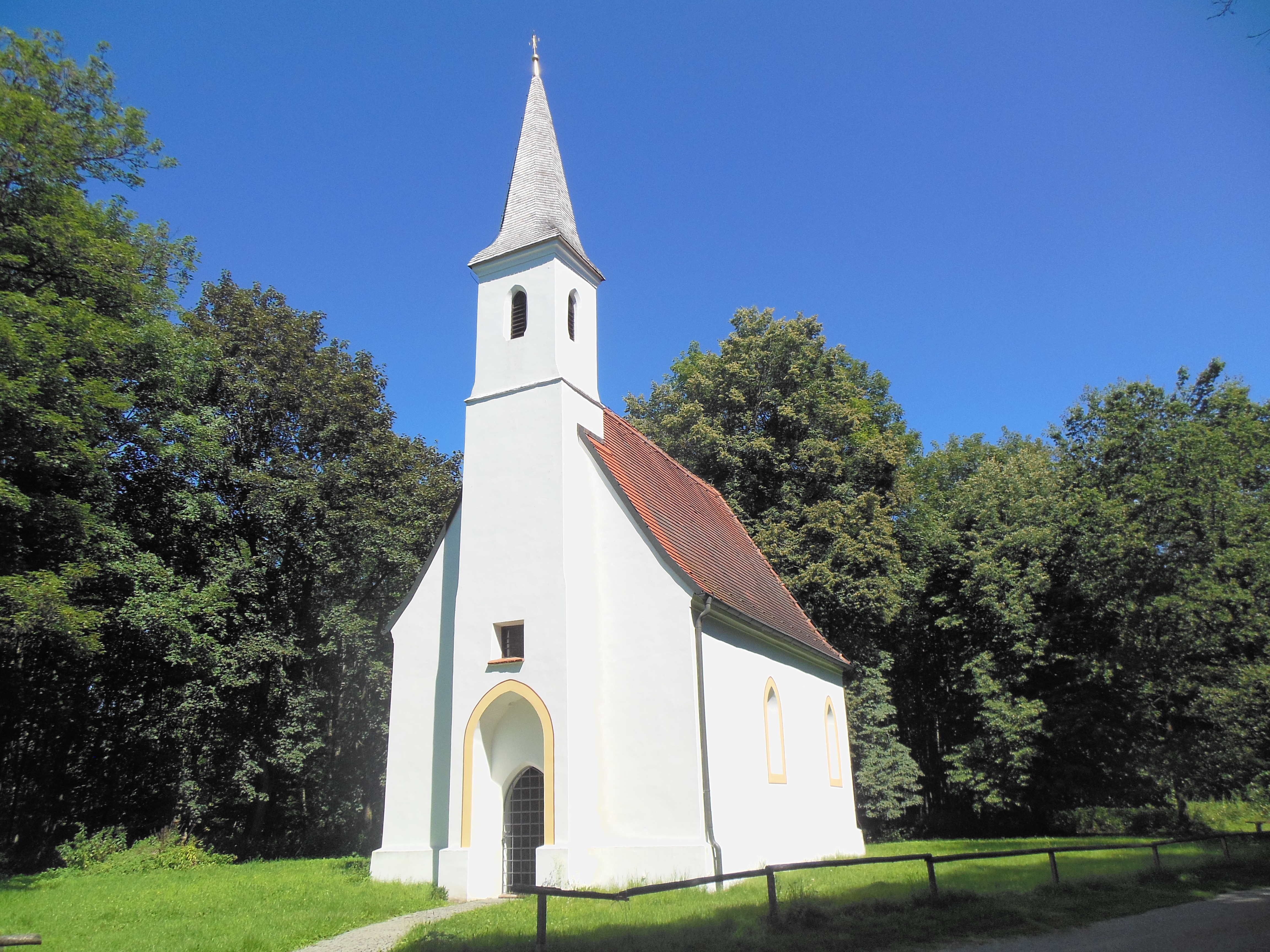 Kirche Hampersberg