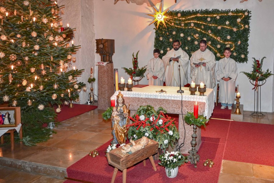Christmette mit Altardienst2