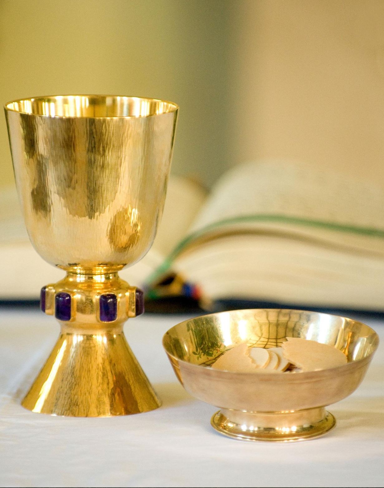 Kelch_und_Hostienschale