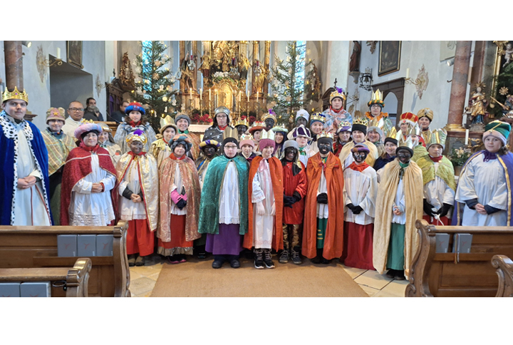 Die Sternsinger der Pfarrei St. Michael in Gaißach