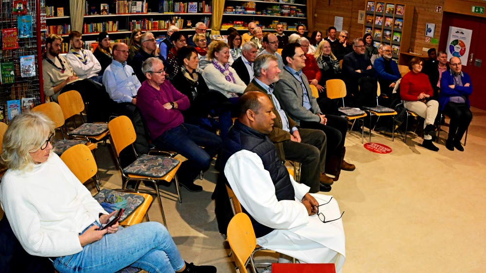 Bild Pfarrversammlung 1