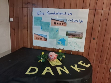 Krankenstation Spendenwand