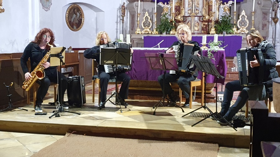 Angelas Akkordeontreff