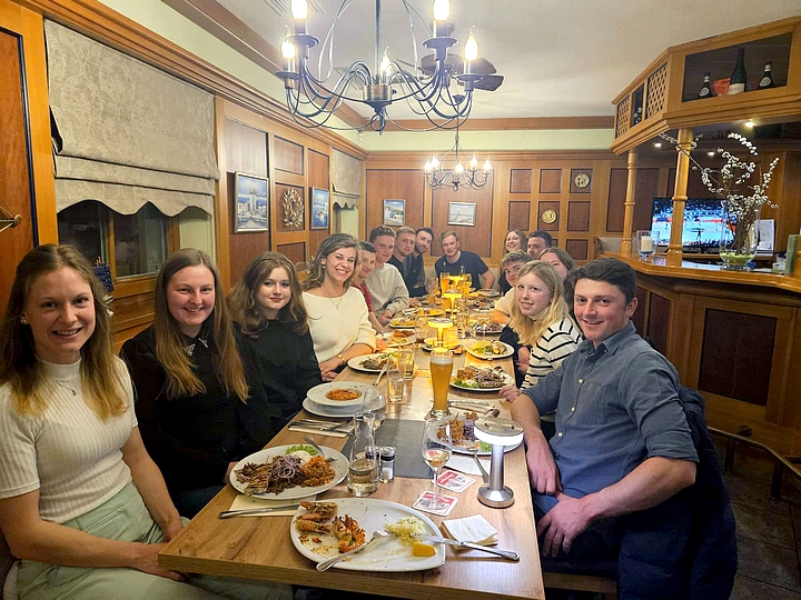 Gemeinsames Abendessen Amerang