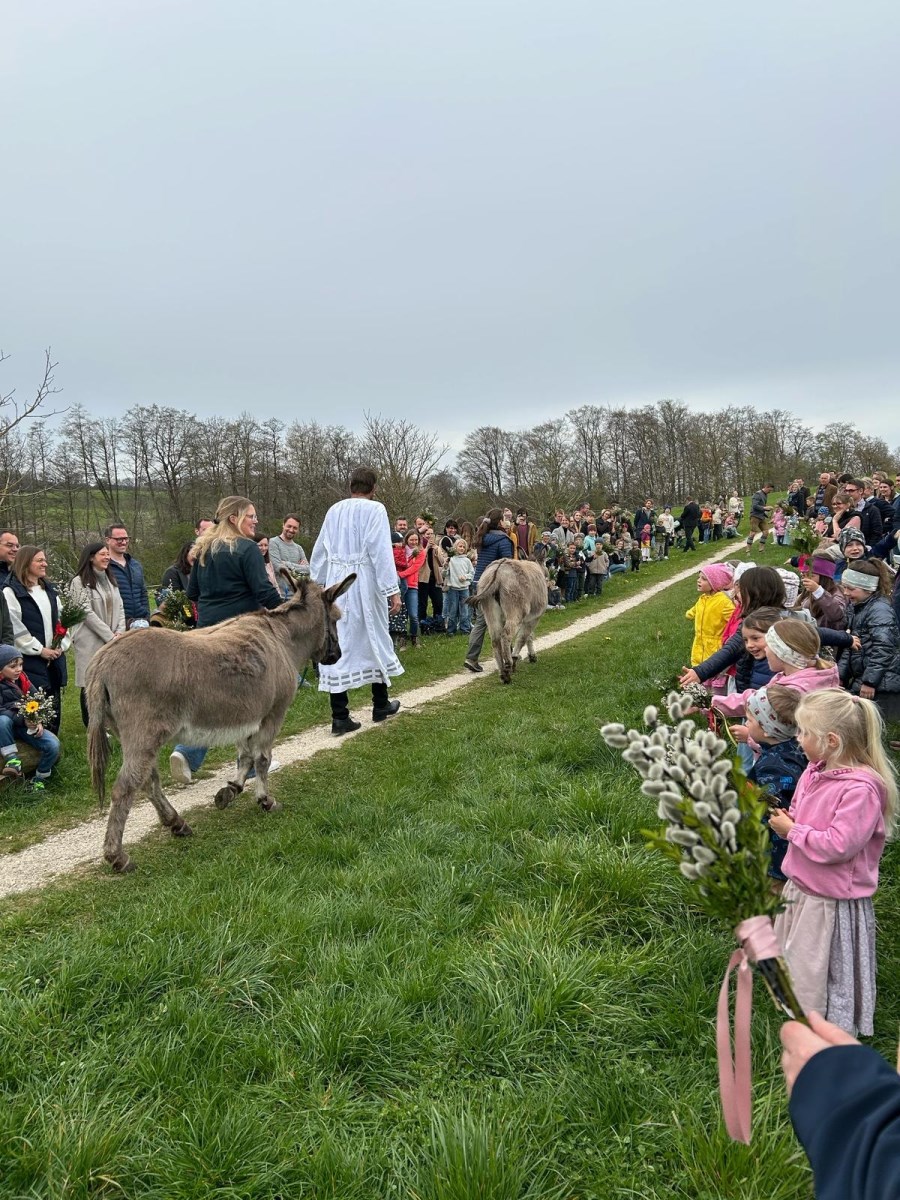 Kinderkirche am Plamsonntag