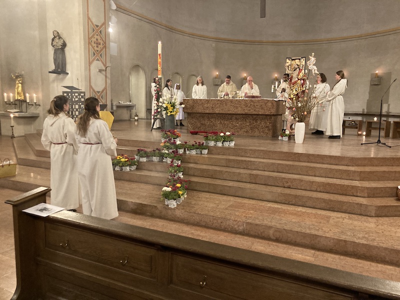 Osternacht-Liturgie-2025-800