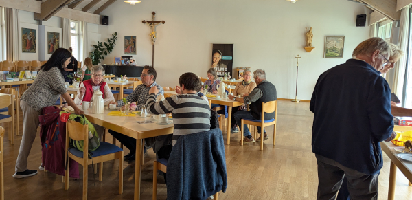 Buchausstellung 04 25