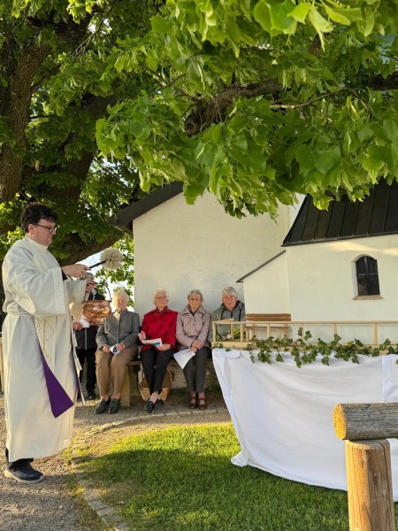 Trachtenverein S Segnung Modell
