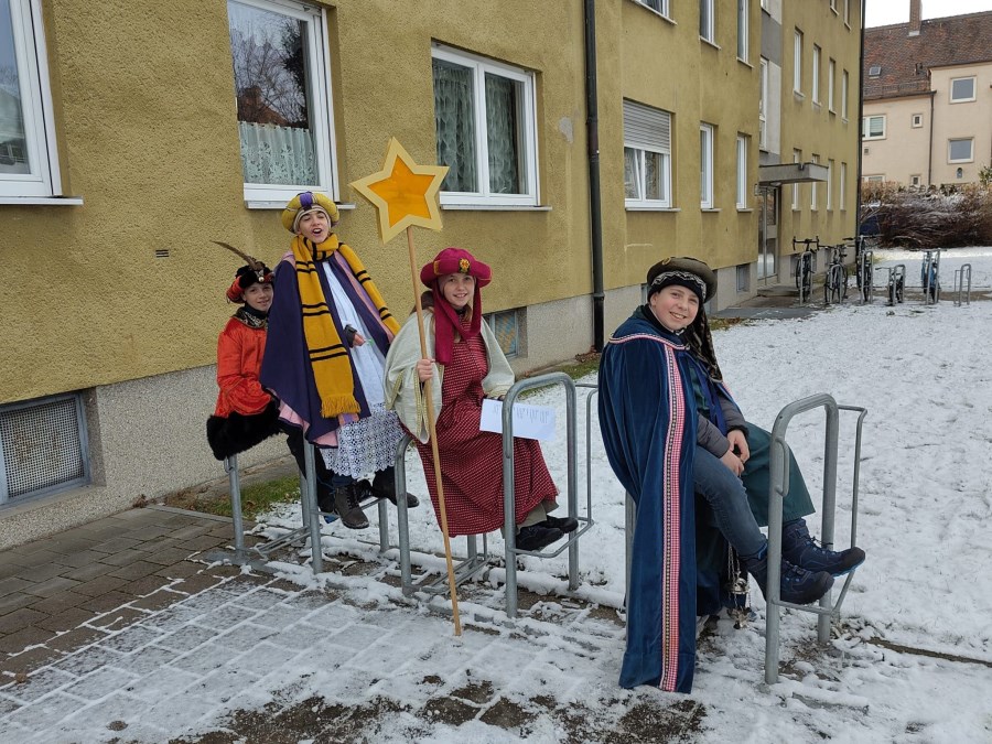 Sternsinger unterwegs in St. Albert