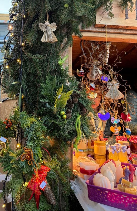 Adventsmarkt am St. Nikolausplatz