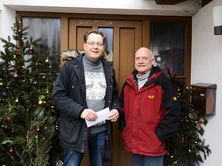 Kolping Altkleider Geldübergabe an Dr. Biller 2024